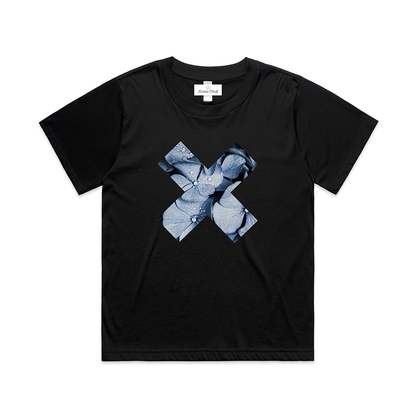 Blue Denim Hydrangea X - Relaxed-Fit Crew Neck Tee