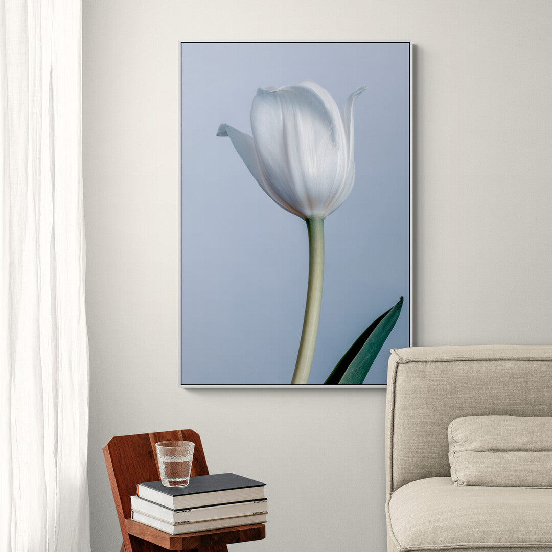 white tulip canvasa in living room